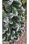 Albero di Natale artificiale Royal Innevato 200 cm realizzato in PVC